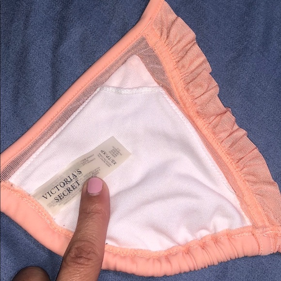 Bikini - Picture 6 of 6